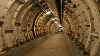 TUNEL A GREENWICH en LONDRES SINGULAR